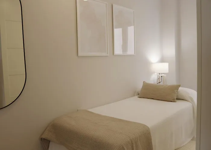 Jomar En El Centro De Coruna *